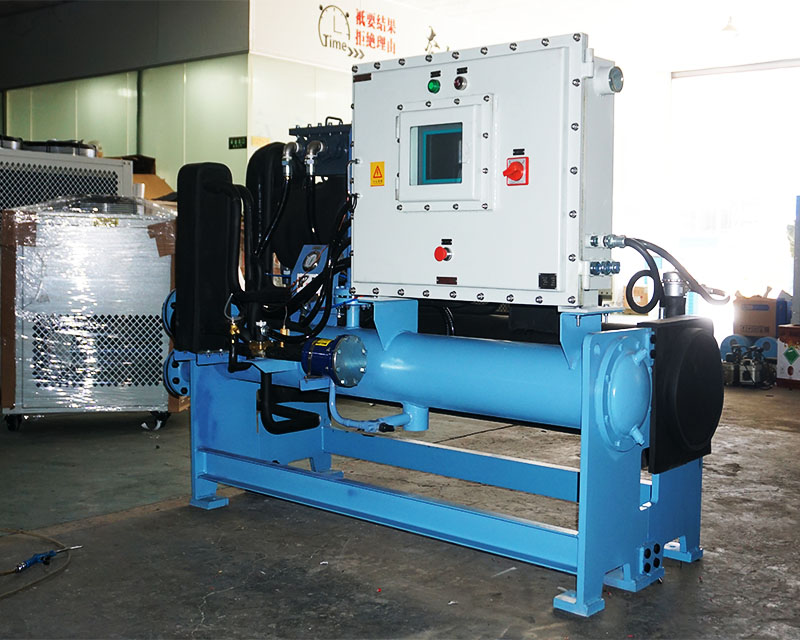 1676337036449379.jpg 30匹螺杆防爆机2.jpg