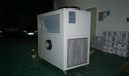 注塑行业冷水机组如何选型?